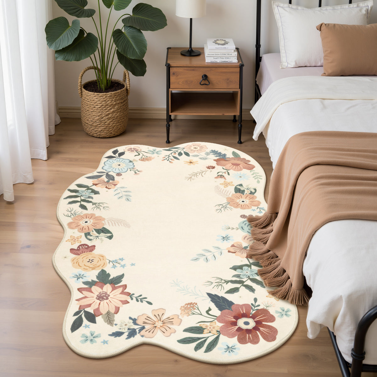 MeyJey Runner Rug Hallways, Non-Slip Machine Washable Floral Area Rug Indoor Carpet Floor Rug for Bedroom/Dining/Living/Laundry Room/Kitchen Bathroom，Beige