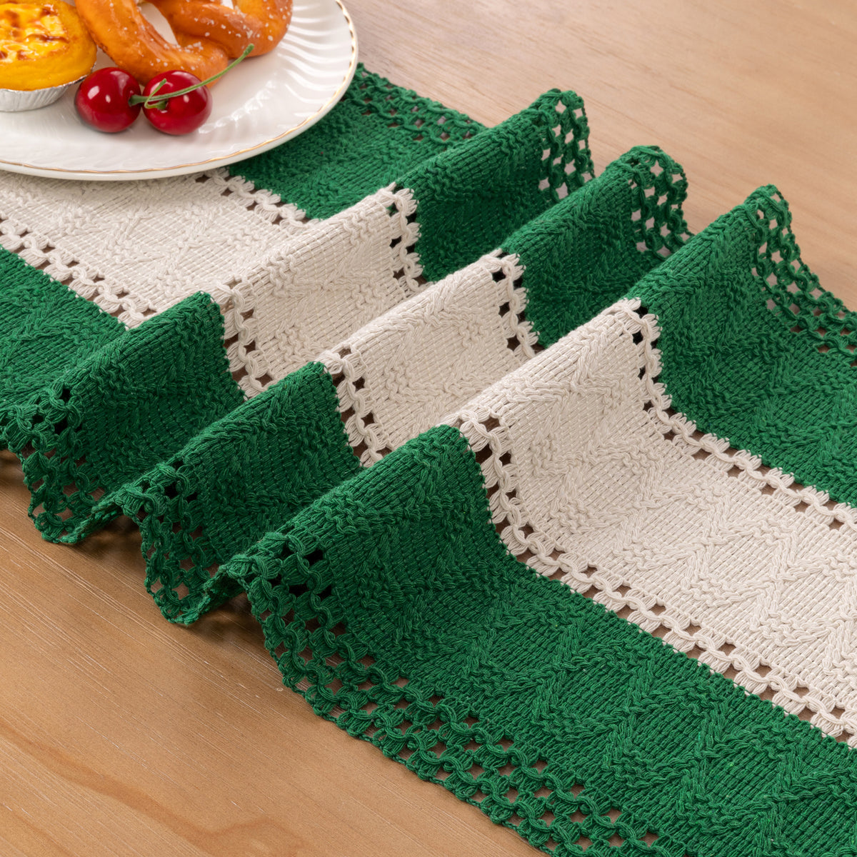 MeyJey 5 Pcs Table Runner and Placemats Set, Washable Fabric Rectangle Dining Table Mats with Tassels for Dining Tables, Kitchen, Green/Beige
